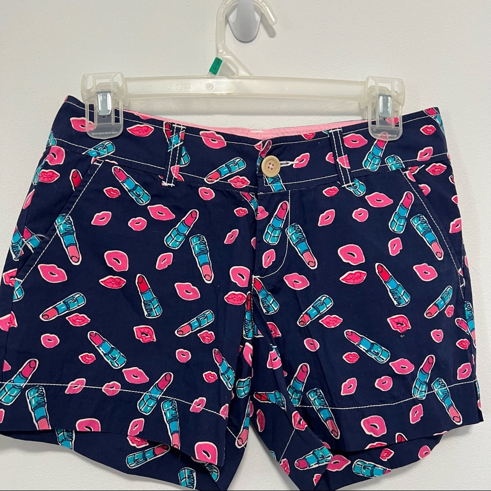 Lily Pulitzer women’s lip print shorts Sz 00